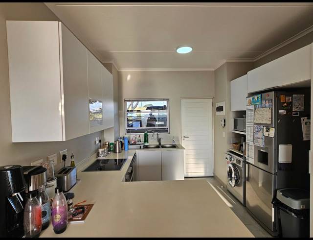 3 BEDROOM APARTMENT FOR SALE IN MANOR ESTATES